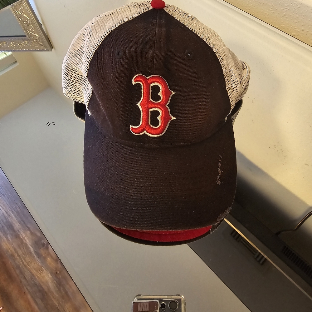 Boston Red Sox Mesh Hat - Picture 1 of 4